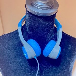 J lab buddies jr headphones